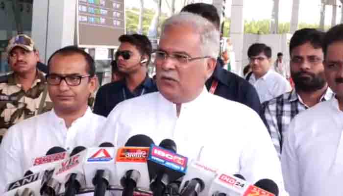 CM Bhupesh Baghel Airport 1