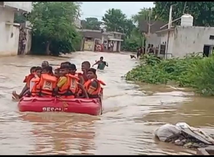 28 07 2023 sdrf rescue in raipur 2023728 15355